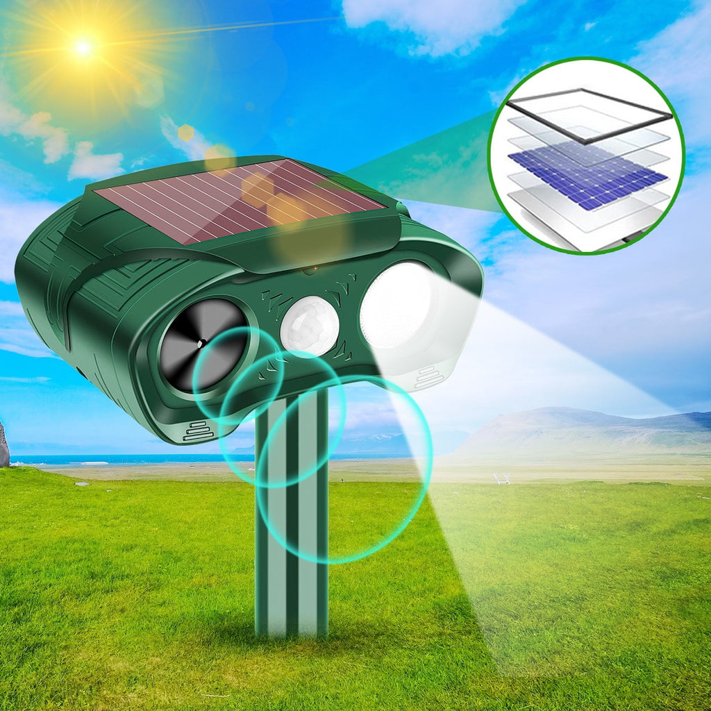 Solar led animal repeller: solar and USB charging options.