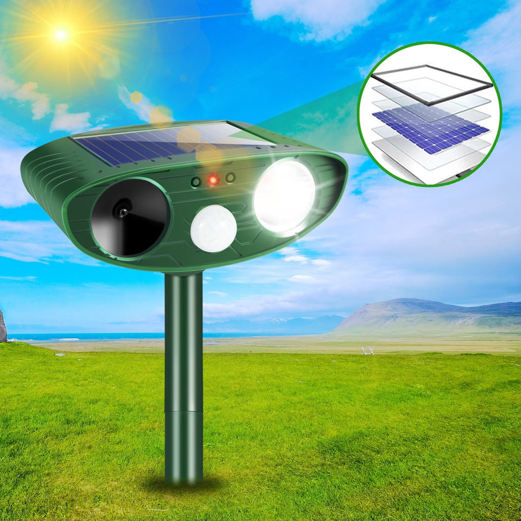 Solar strobe animal repeller: solar and USB charging options.